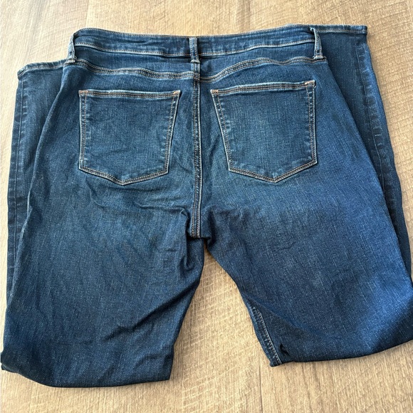 Silver Jeans Co. Skinny Jeans - Picture 2 of 4